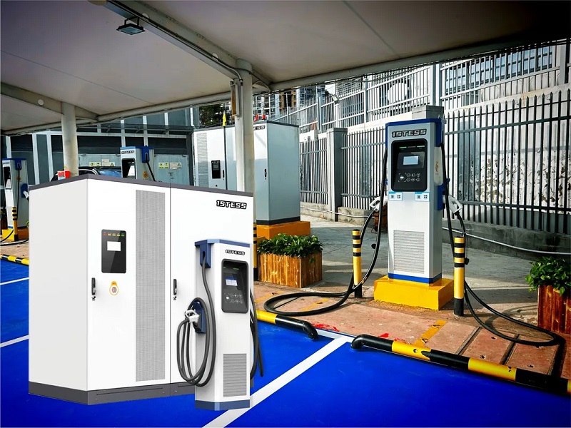 Đề xuất áp giá điện riêng cho trạm sạc xe điện cần những bước đi chiến lược nào?