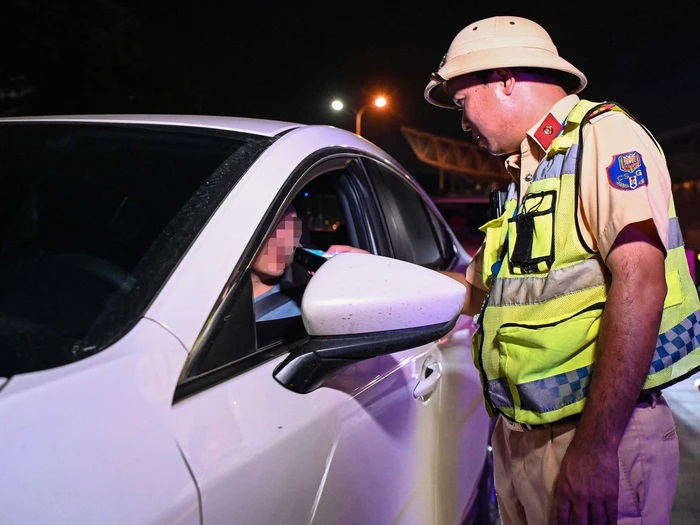 Chiến Dịch Xuân 2026: CSGT Đồng Loạt Kiểm Tra Nồng Độ Cồn Từ 10 Giờ Sáng Mùng 1 Tết