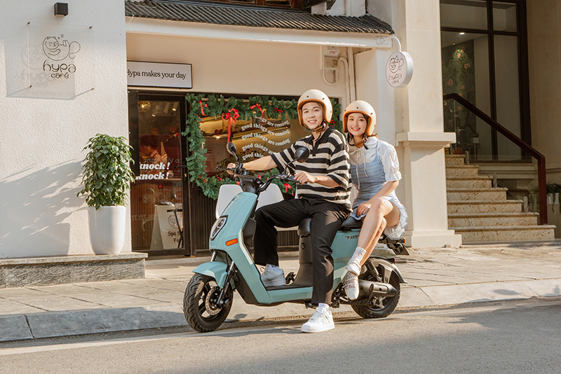 Xe đạp điện chỉ được chở 1 người, trừ trẻ dưới 7 tuổi