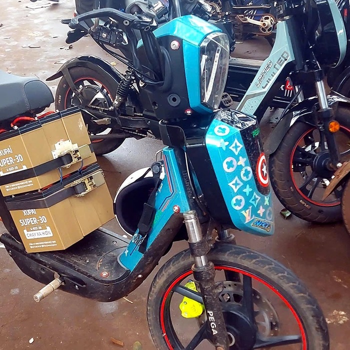 Xe đạp điện độ chế – Quả bom hẹn giờ trong tay học sinh