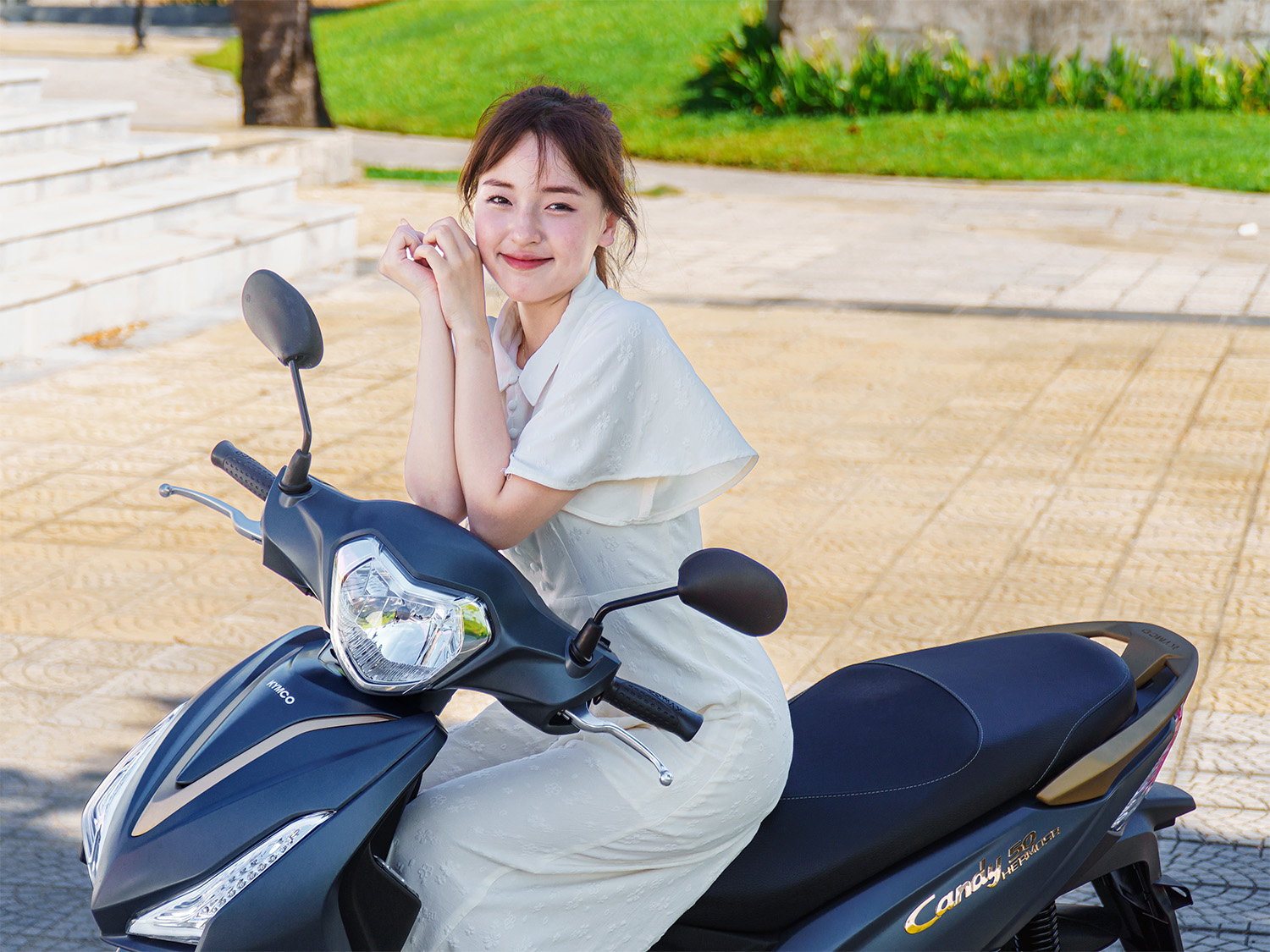 Luật mới về xe 50cc sẽ thay đổi thói quen di chuyển của học sinh như thế nào?