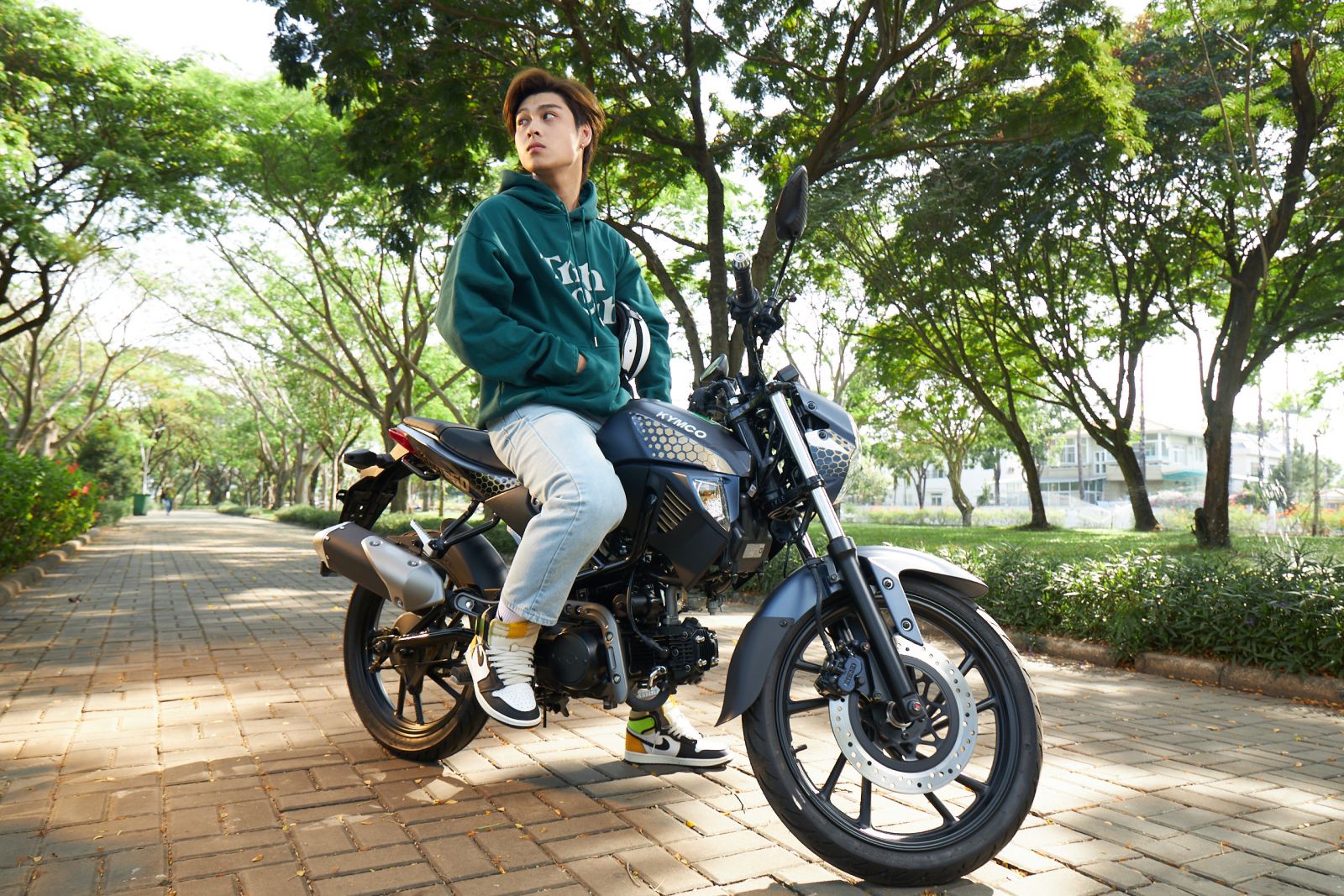 Người mới tập lái nên chọn xe ga 50cc hay xe số 50cc để dễ điều khiển?