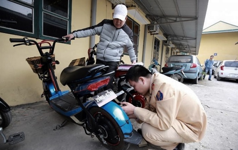 Những chiếc quái thú xe độ trở thành hiểm họa khôn lường trên phố