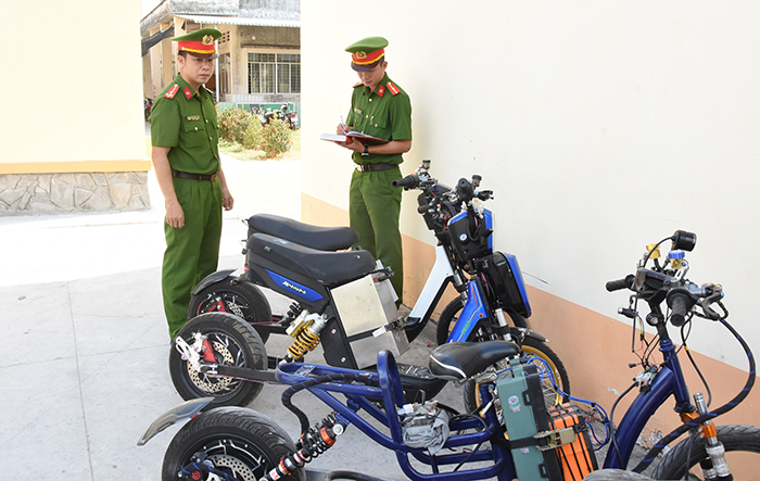 Khi dân chơi xe độ thách thức pháp luật – Hậu quả đắt giá từ những chiếc xe vô danh