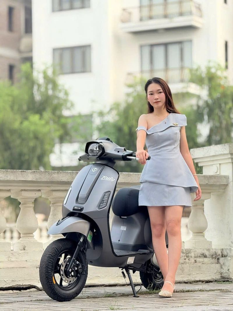 Đừng vội bán xe xăng, hiểu đúng lộ trình để không đứng ngoài trước thay đổi của Hà Nội