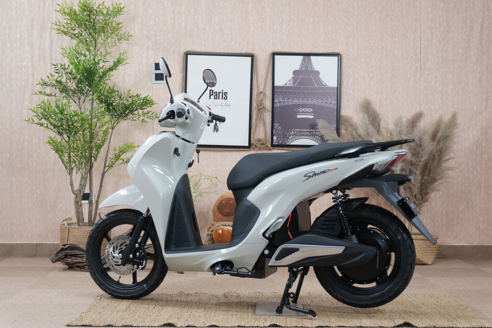 Nhiều Mẫu Xe Máy Điện Đang Có Giá Tốt Trong Tháng 6