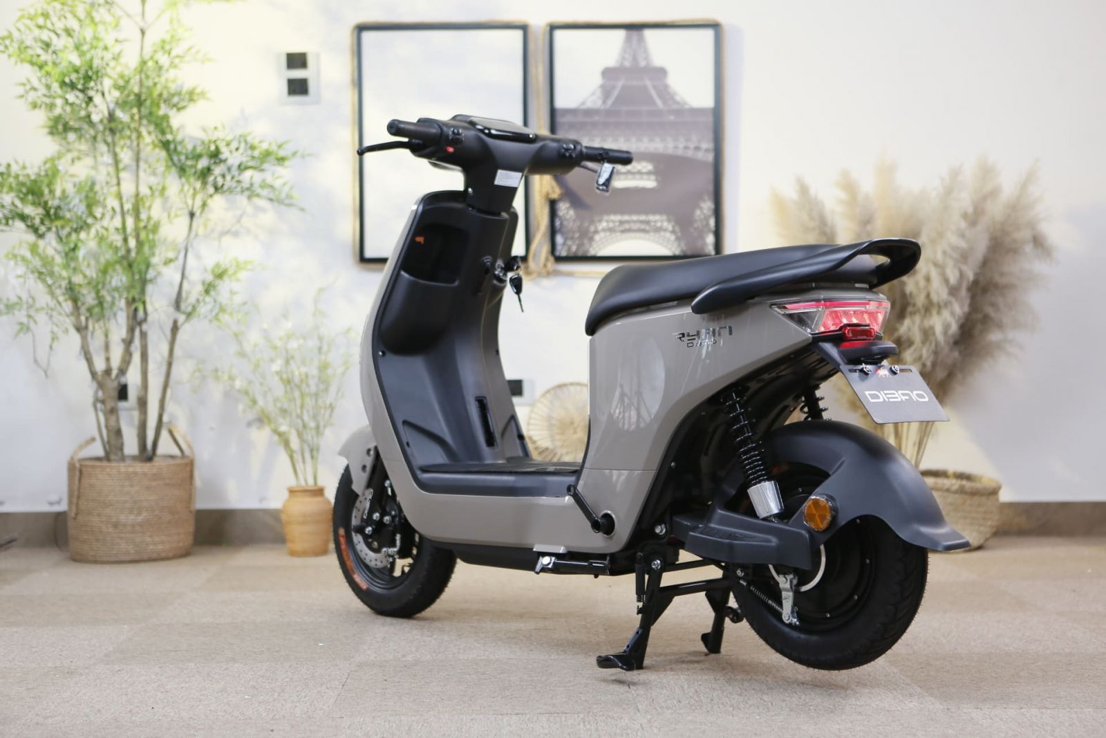 Mua Xe Điện Cho Học Sinh Cấp 2 Giá Bao Nhiêu Là Hợp Lý?