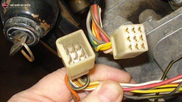 Cách xử lý khi xe đạp điện ngắt điện giữa đường
