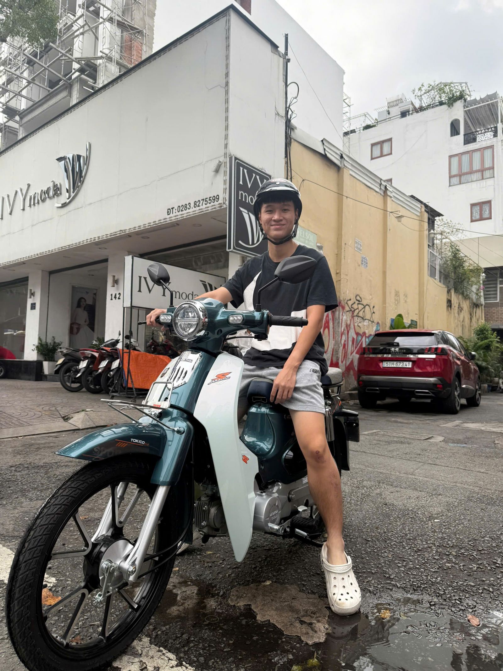 Anh khách hàng chốt liền tay mẫu xe máy 50cc Cub S Motor Thái