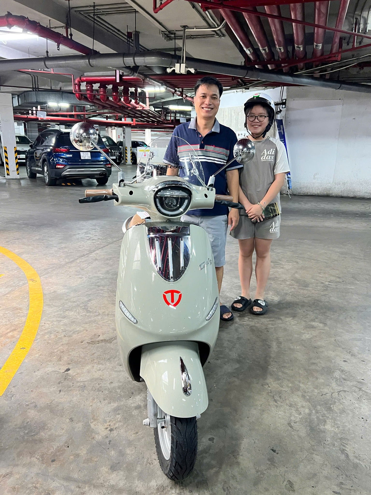 Tái sử dụng hay Tái chế pin xe điện? Bài toán chiến lược cho tương lai bền vững