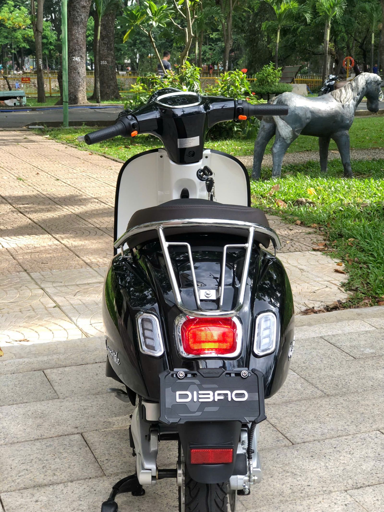 Xe Điện Việt Nam Giữa Nỗi Lo Cháy Nổ Và Thách Thức Hạ Tầng: Góc Nhìn Từ Chuyên Gia