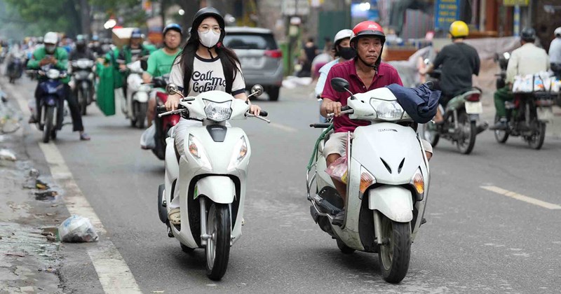 Xe xăng không được đi, xe điện không được gửi: Rốt cuộc đi gì?