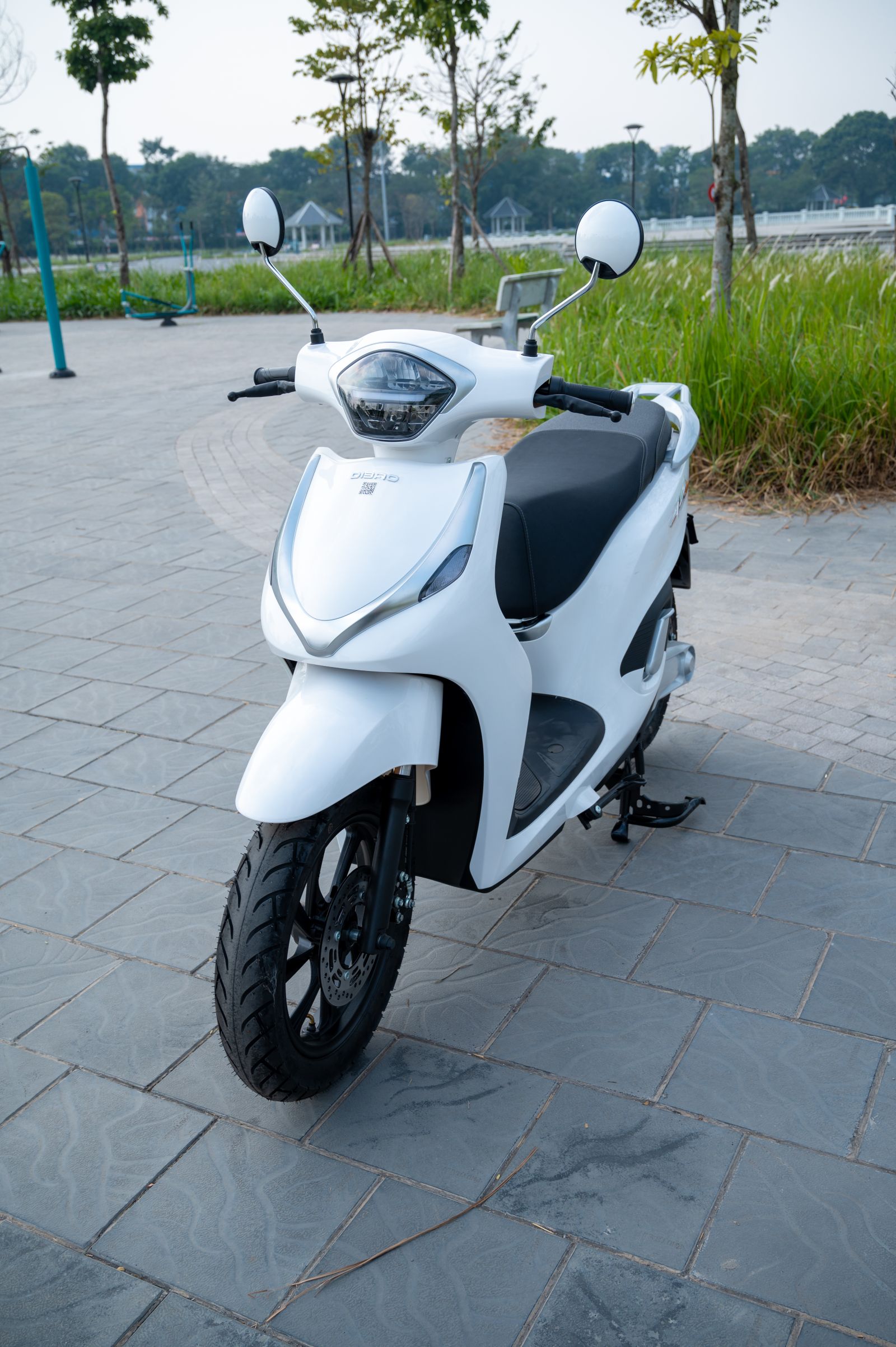 Đề xuất phát sinh phí khi bị giữ xe vi phạm giao thông, nên chọn xe phù hợp và tham gia an toàn