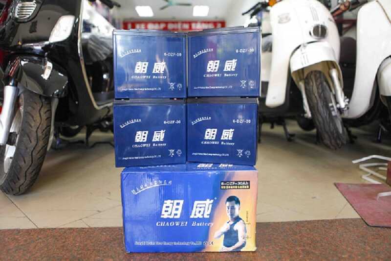 bao lâu phải thay ắc quy xe điện