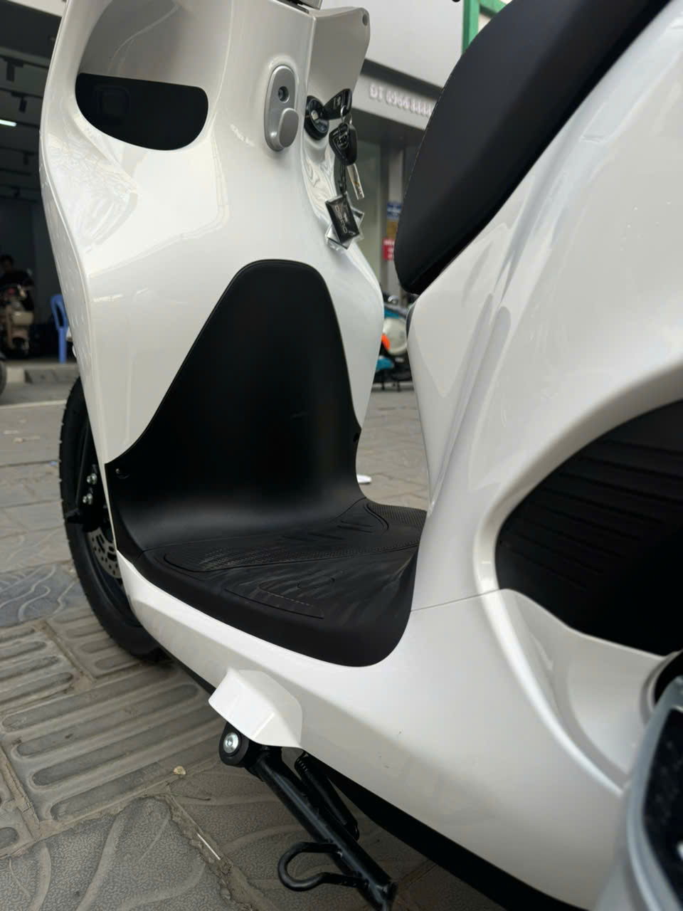 Chỉ hơn 20 triệu có thể sở hữu mẫu xe máy điện có kiểu dáng như xe máy SH