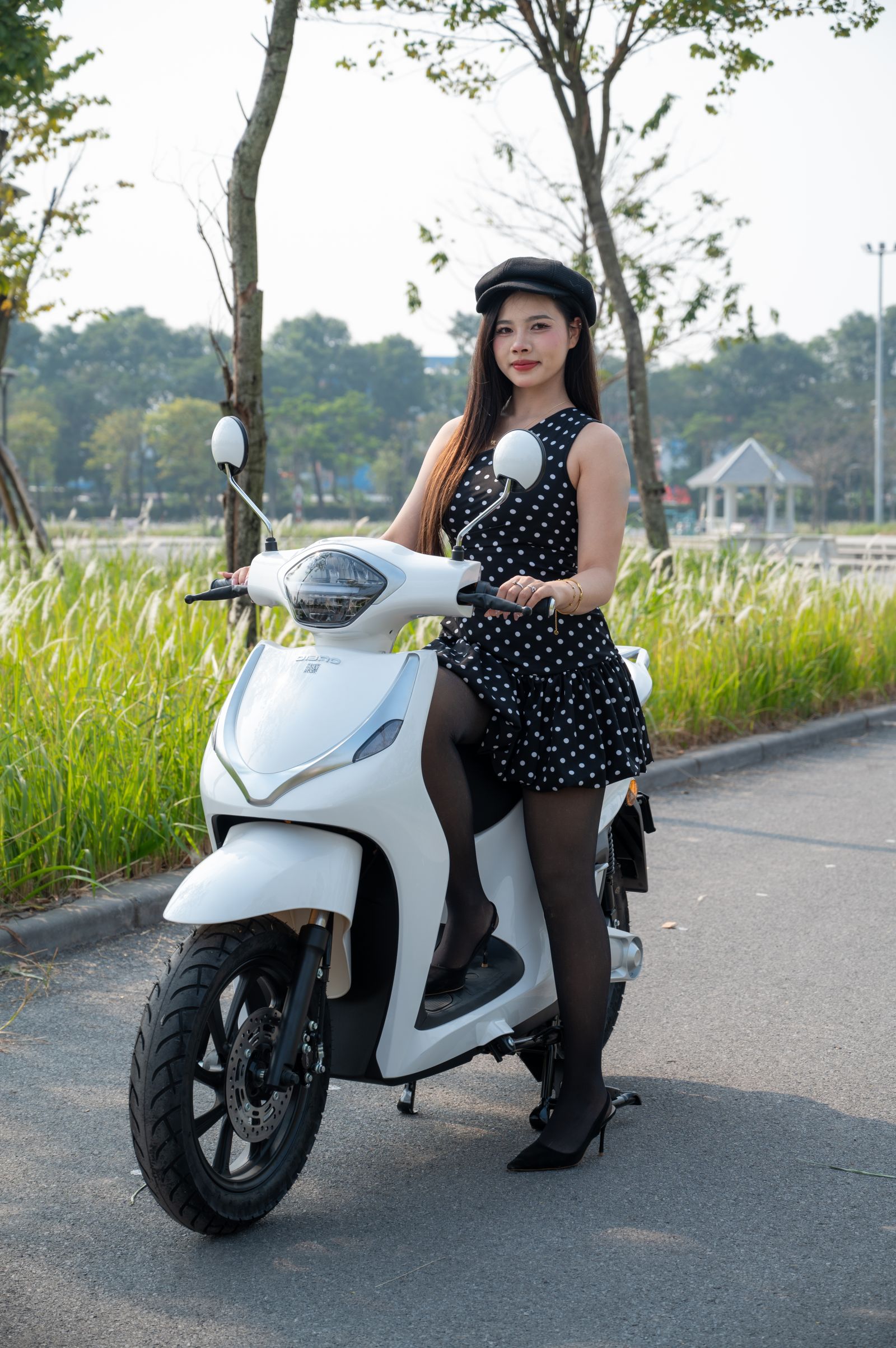 Chỉ hơn 20 triệu có thể sở hữu mẫu xe máy điện có kiểu dáng như xe máy SH