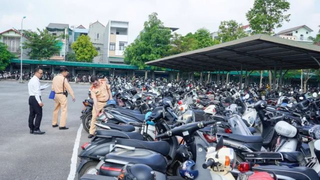 Hàng chục nghìn học sinh vi phạm luật giao thông