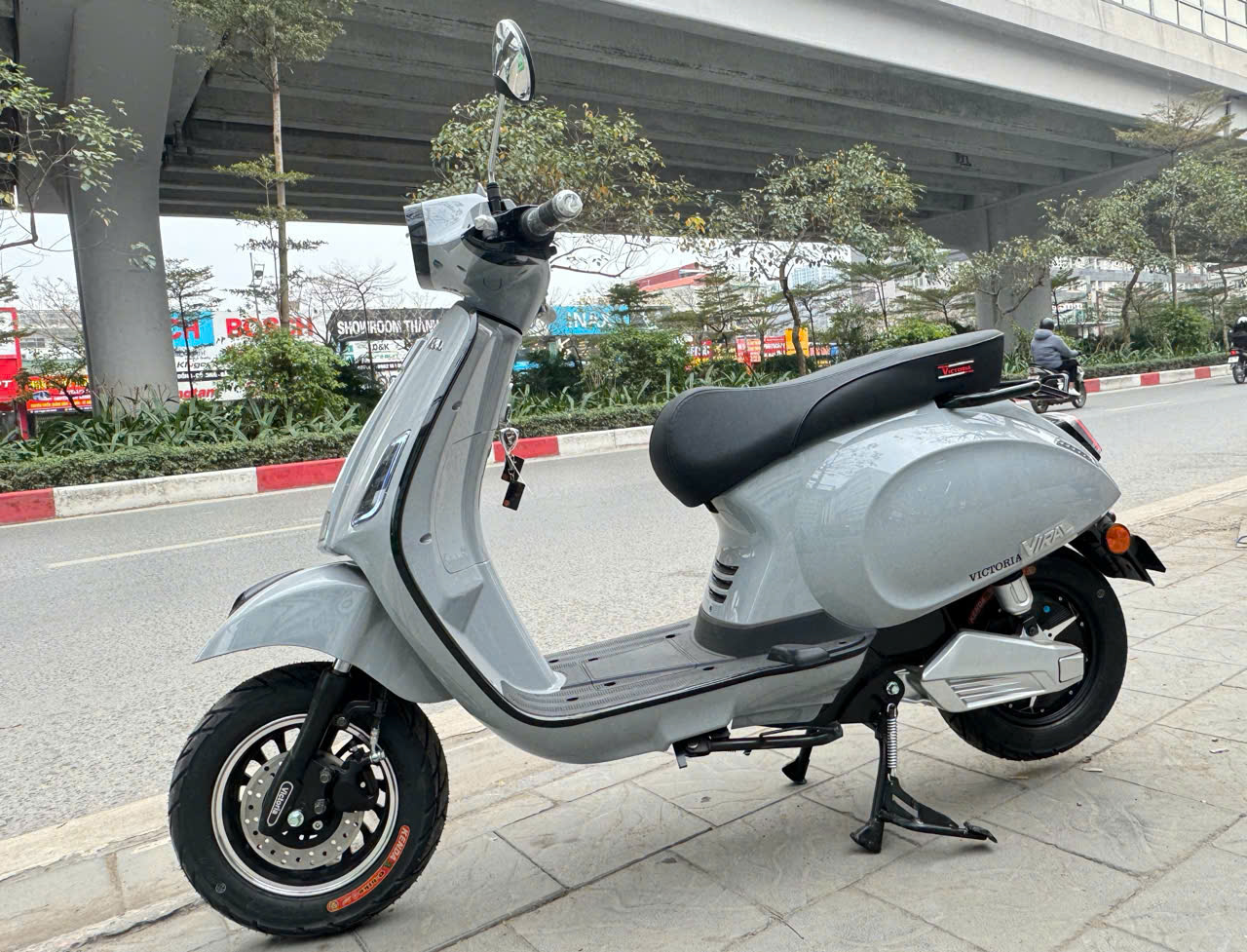 Giá xăng dầu đã lên tới 30.000 đồng/lít, nếu mua xe mới, bạn sẽ chọn xe xăng hay xe điện?