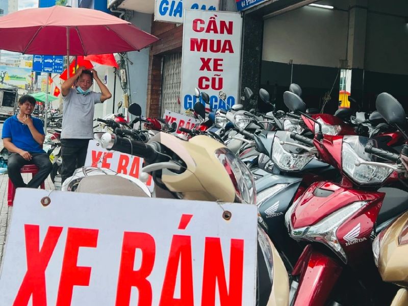 Hàng ngàn xe máy, xe ô tô đứng tên một người, cần làm sạch dữ liệu đăng ký xe