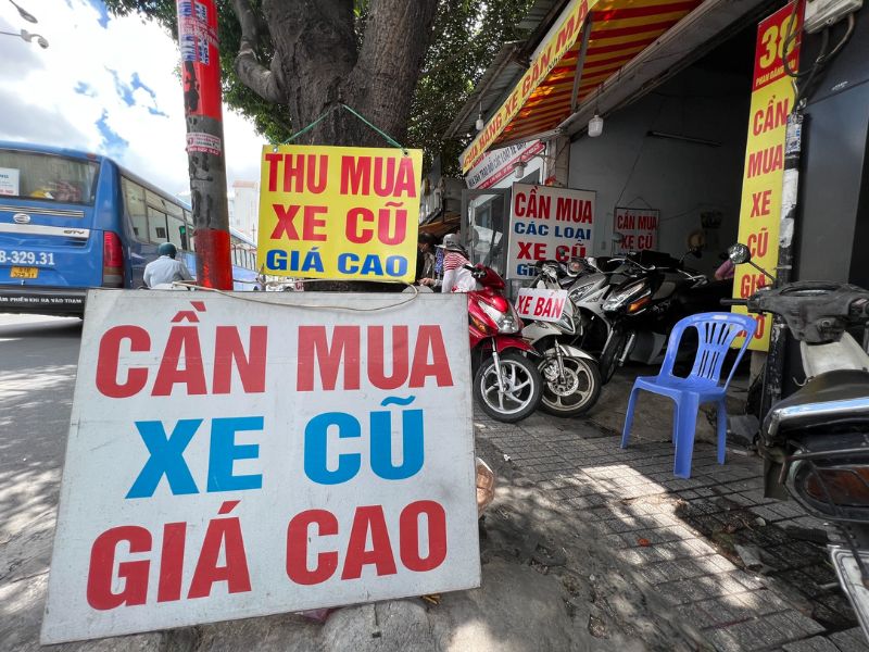 Hàng ngàn xe máy, xe ô tô đứng tên một người, cần làm sạch dữ liệu đăng ký xe