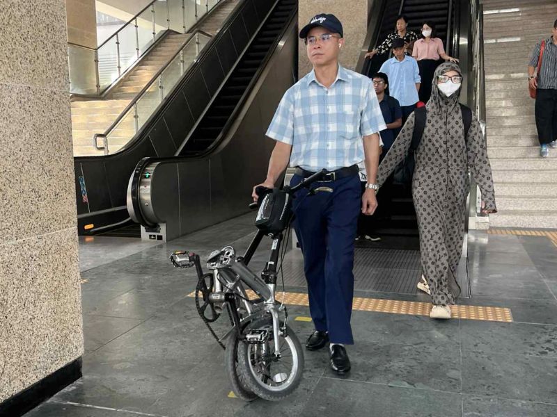 Pin lithium: tiện ích và rủi ro tiềm ẩn