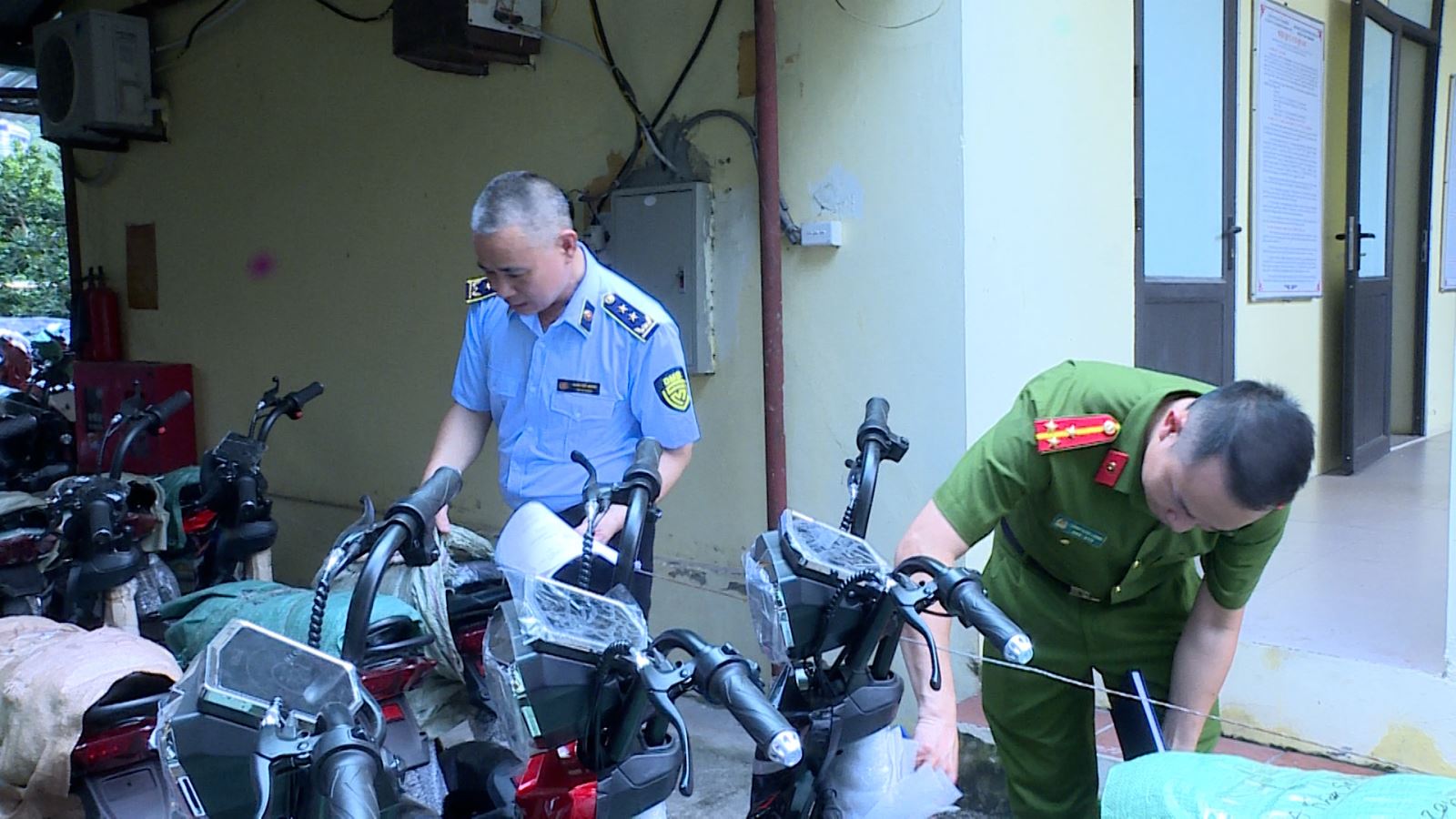 Cơ quan chức năng mạnh tay với xe đạp điện không rõ xuất xứ