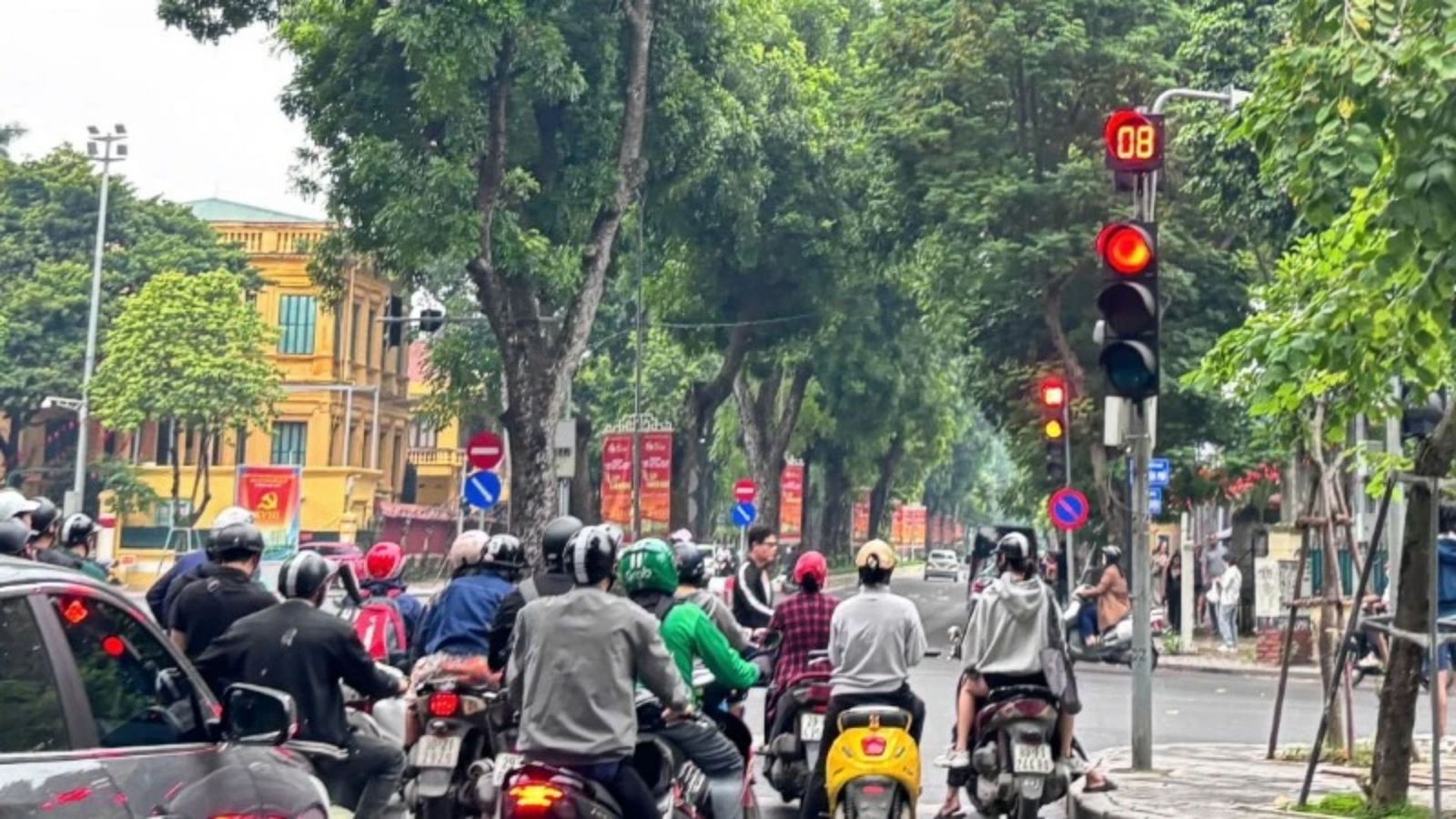 Ít ai nghĩ rằng dừng xe sai cách khi gặp đèn đỏ có thể khiến xe xuống cấp