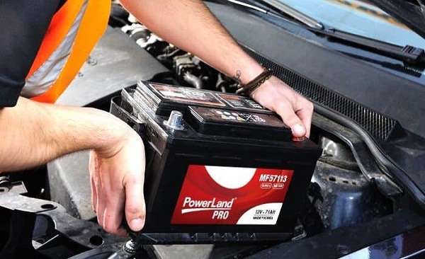 Lắp ắc quy xe máy vào xe điện, vì sao không thể và những nguy cơ tiềm ẩn