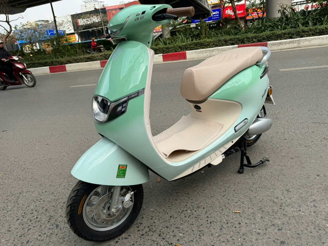 Mua xe máy điện năm 2026 nên chọn màu nào để không lỗi mốt?