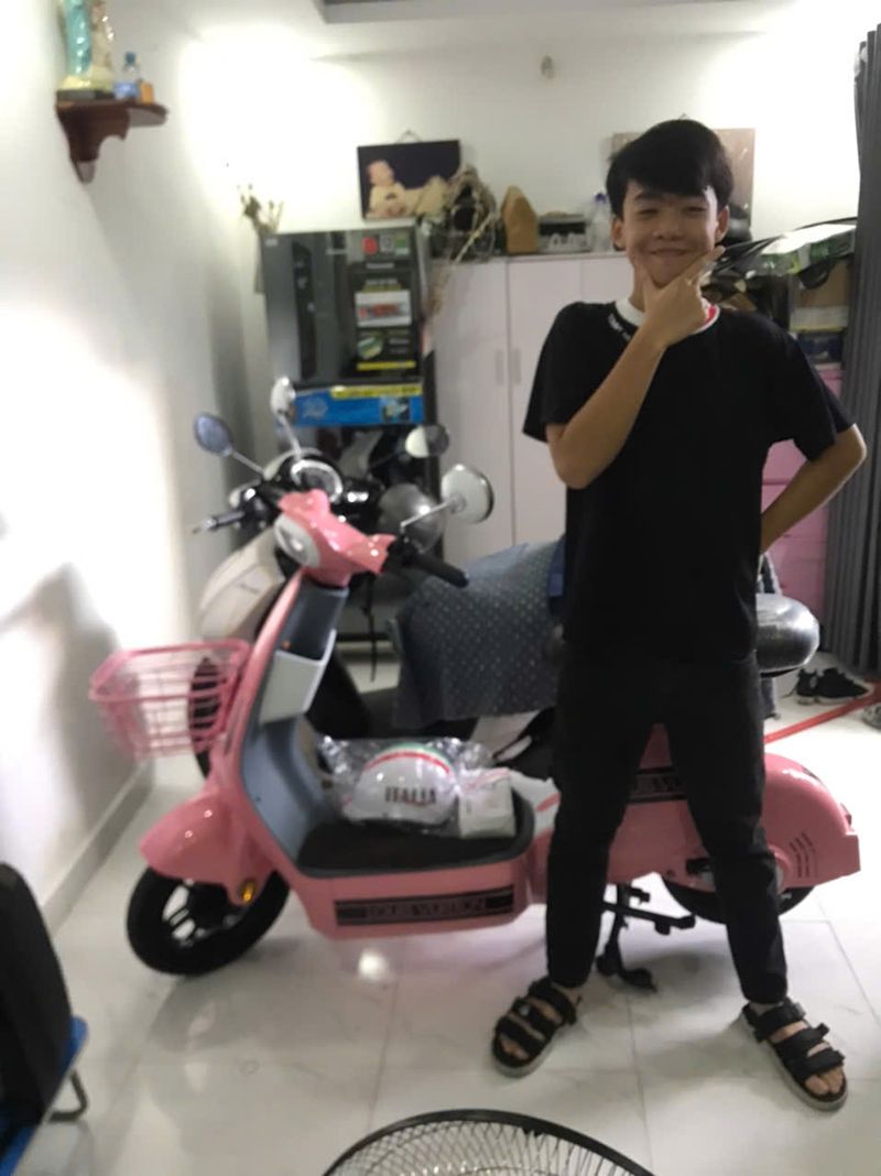 thế giới xe điện ngày 4 tháng 5