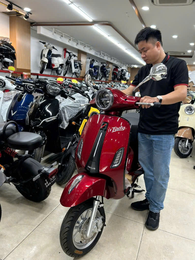 xe máy điện tailg vespas r51