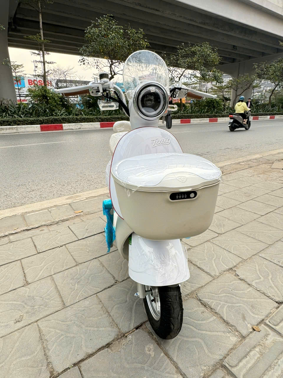 Người dùng bất ngờ giá xe điện giảm trong khi giá xăng đang tăng