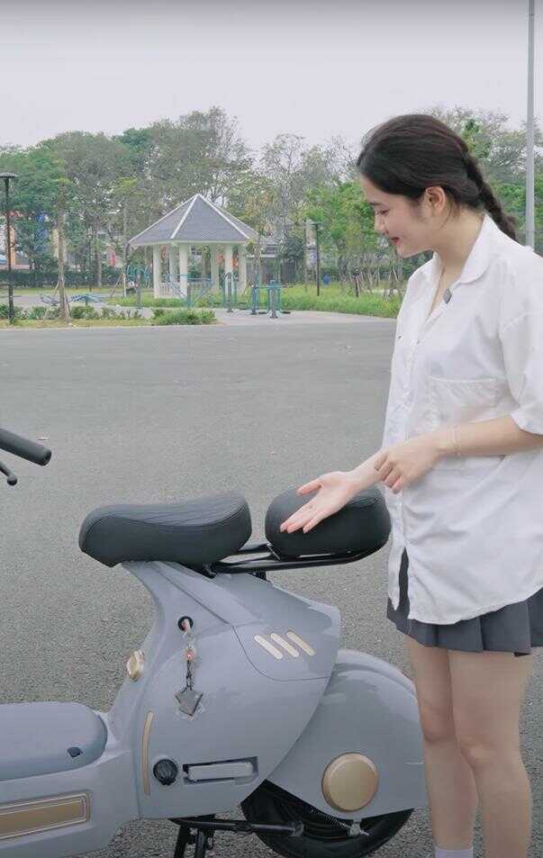 xe đạp điện v2 hot girl