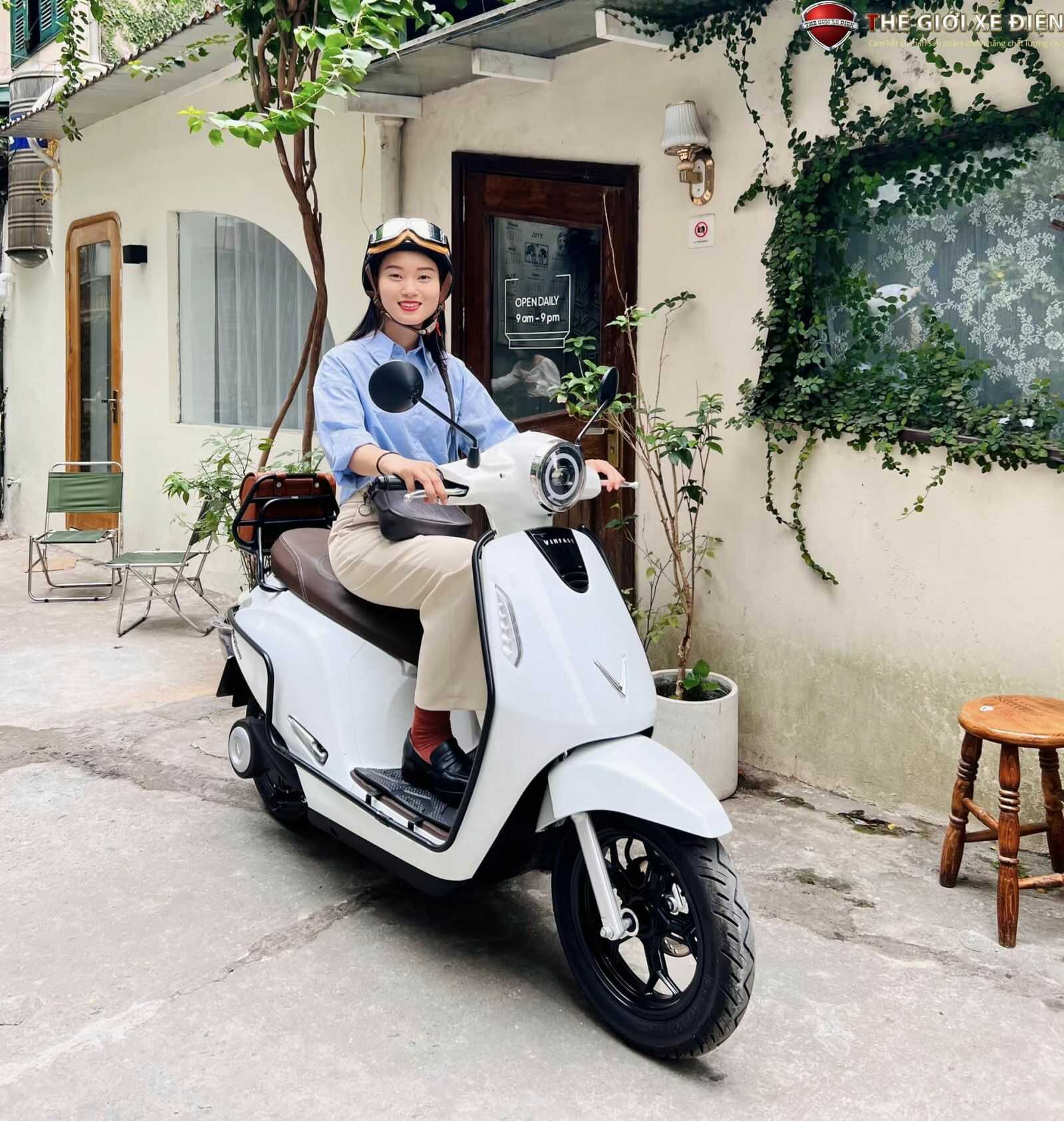 Hỗ trợ tiền, dân đổi xe xăng lấy xe điện