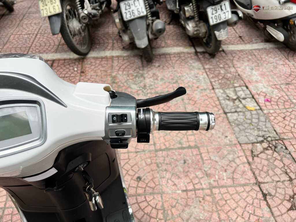 xe điện washi vespa