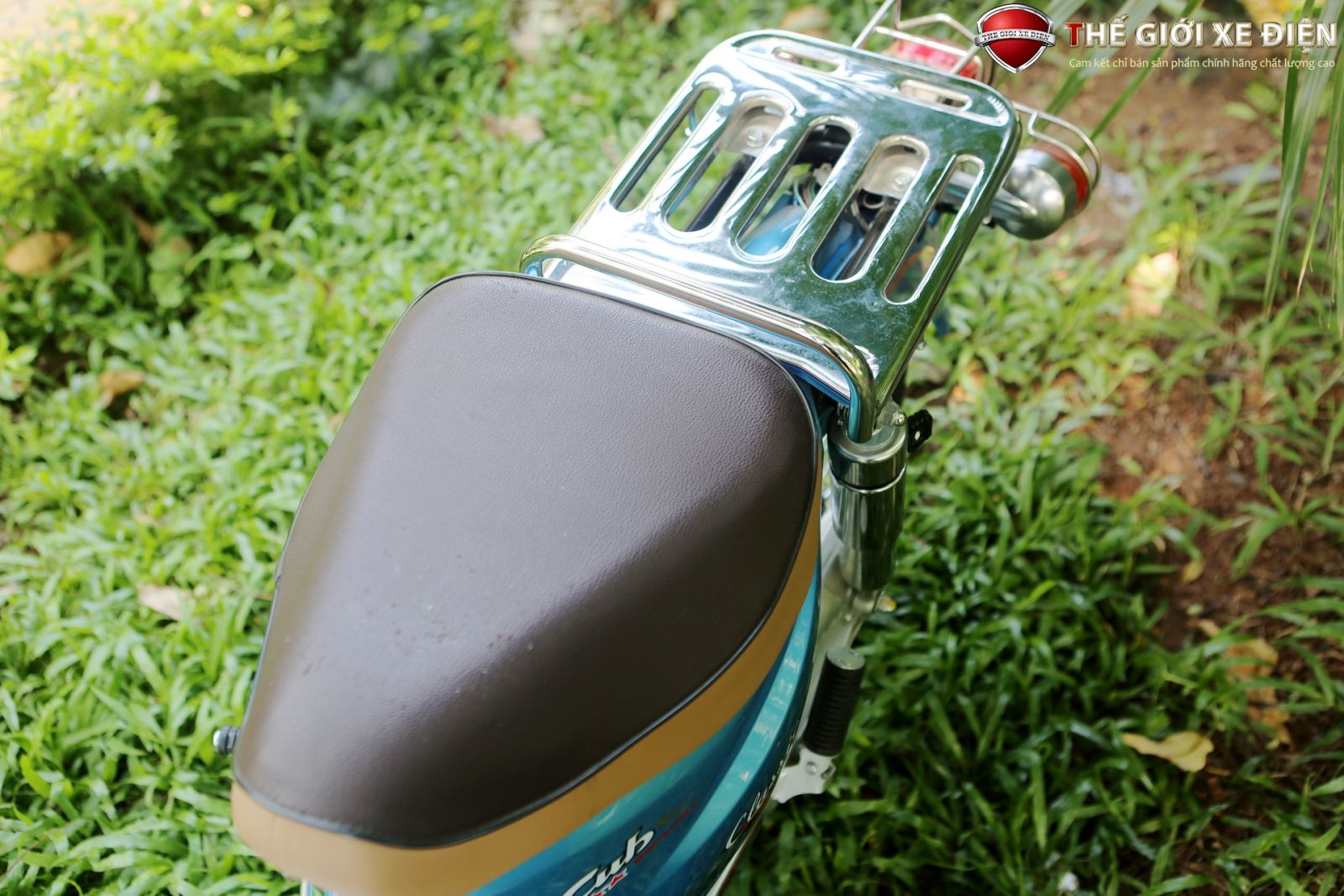 yên xe máy Cub 50cc giá rẻ của hãng Việt Thái