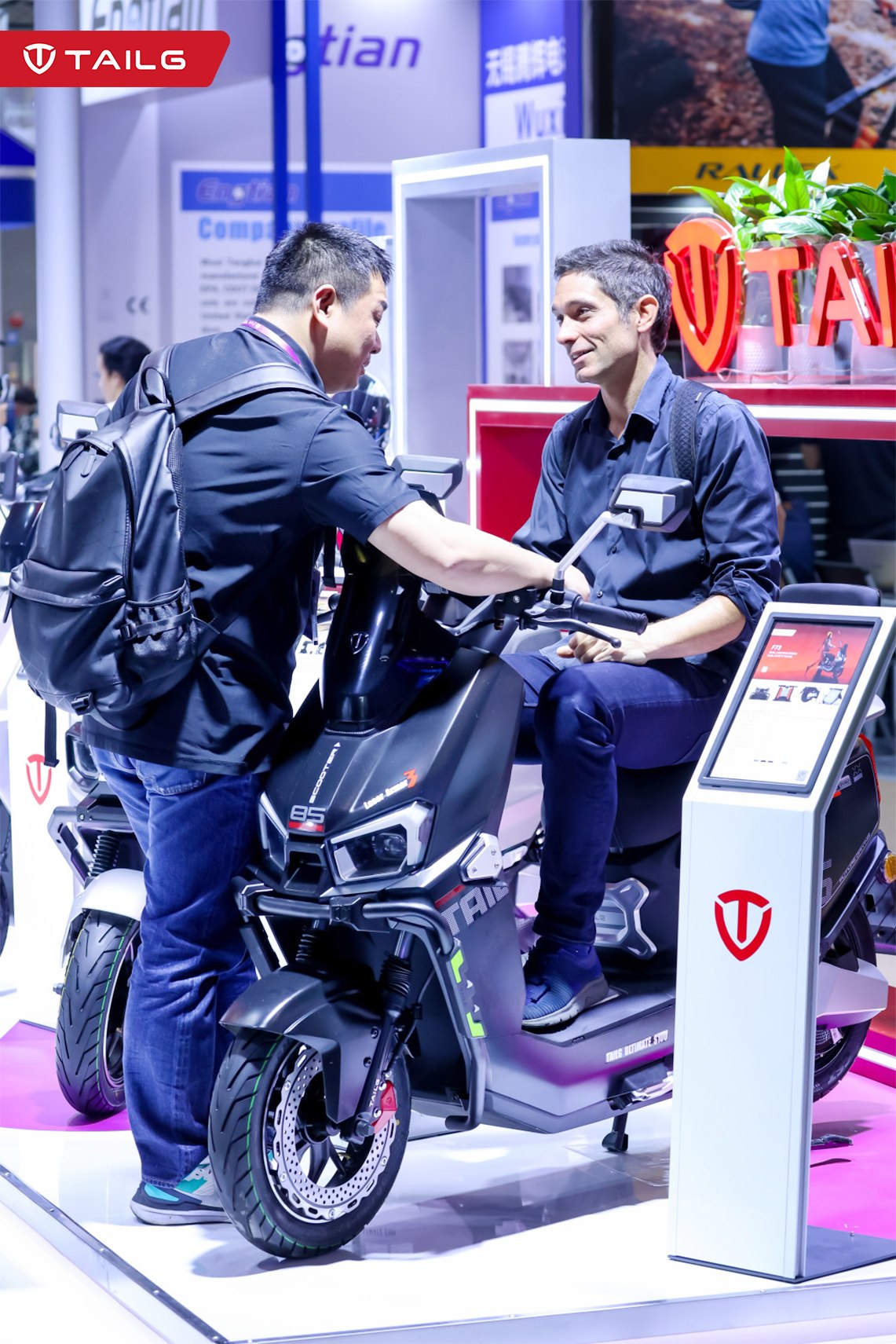 XE ĐIỆN TAILG TẠI HỘI CHỢ CANTON FAIR 137