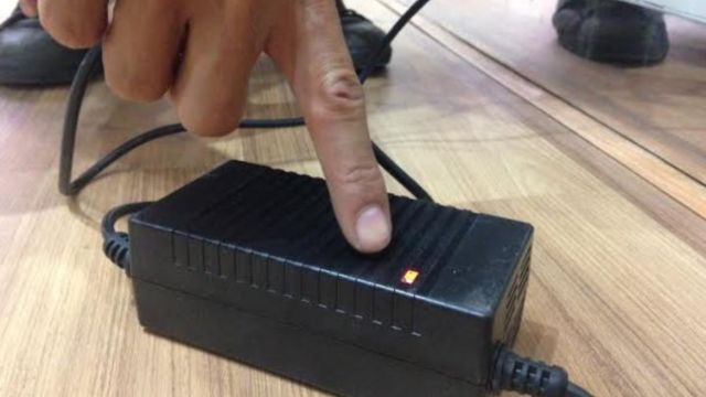 Ắc quy bị chai, phồng hoặc kiệt sạch điện