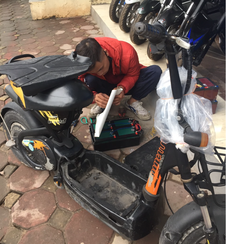 Thay bình liên tục mà xe vẫn yếu? Bạn đang sửa sai cách, hãy mang đến Thế Giới Xe Điện