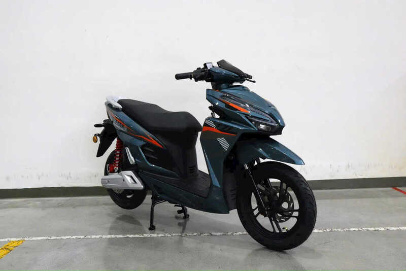 Thay lốp xe máy điện Tailg bao nhiêu tiền?