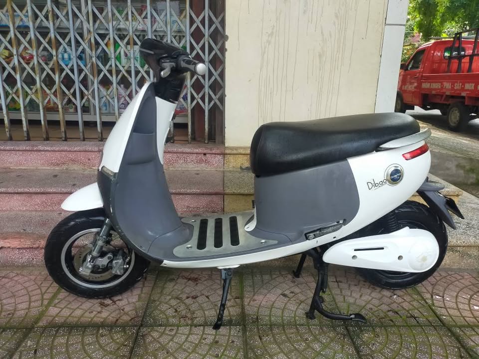 CẢNH BÁO: Bất Cẩn Khi Sạc Xe Máy Điện Có Thể "Đốt" Sạch Tài Sản, Bị Phạt Tới 50 Triệu Đồng