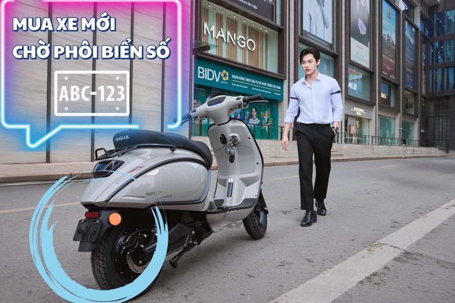 chưa có phôi biển số dân đợi dài cổ