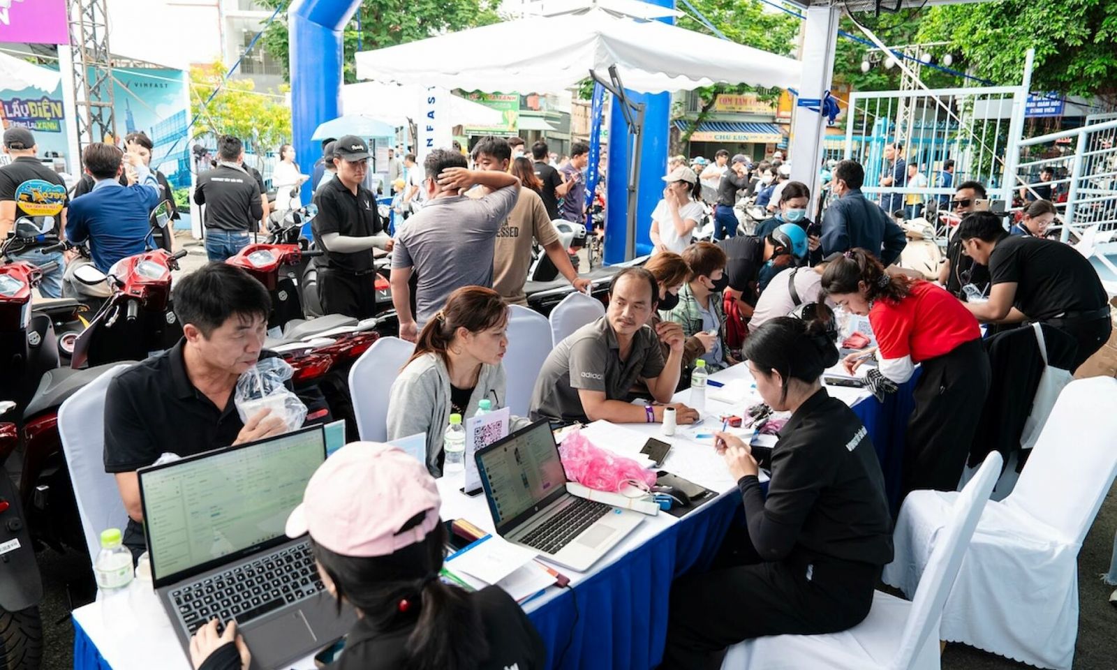 đổi xe xăng lấy xe điện diễn ra rầm rộ ở việt nam