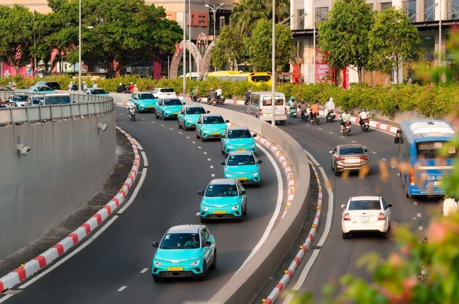 hà nội nghiên cứu tăng lệ phí trước bạ xe xăng