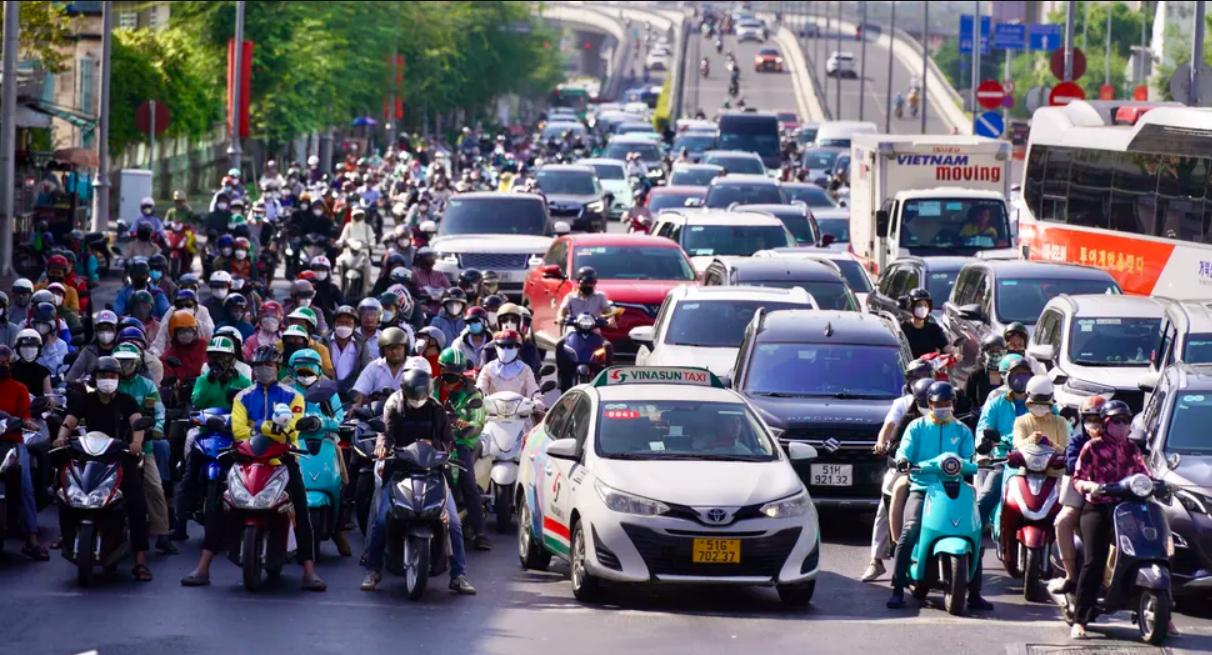 tình hình giao thông hiện nay ở tphcm