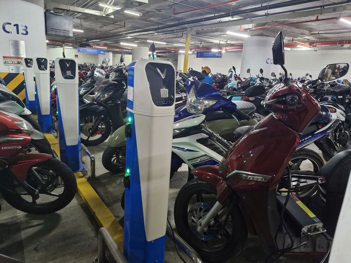 dự án phát triển trạm sạc điện cho xe điện tai tphcm