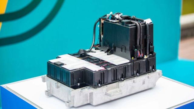 Xe máy điện VinFast và cam kết môi trường