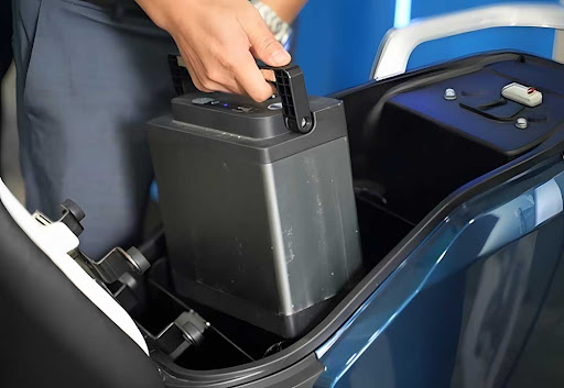 10 năm là con số có dễ đạt khi nhắc đến tuổi thọ của pin xe máy điện