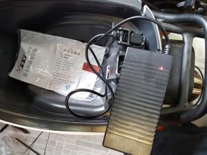 Aptomat là gì và vì sao nó quan trọng trong hệ thống điện của xe?