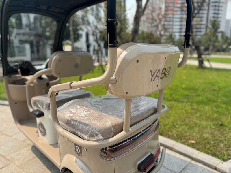 xe điện 3 bánh Yabo Q5 2025 có mái che